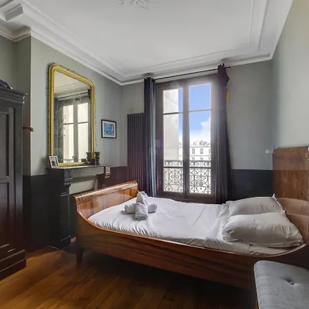 Parisian Lifestyle Apartment