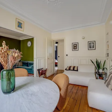 Apartament Parisian Lifestyle *